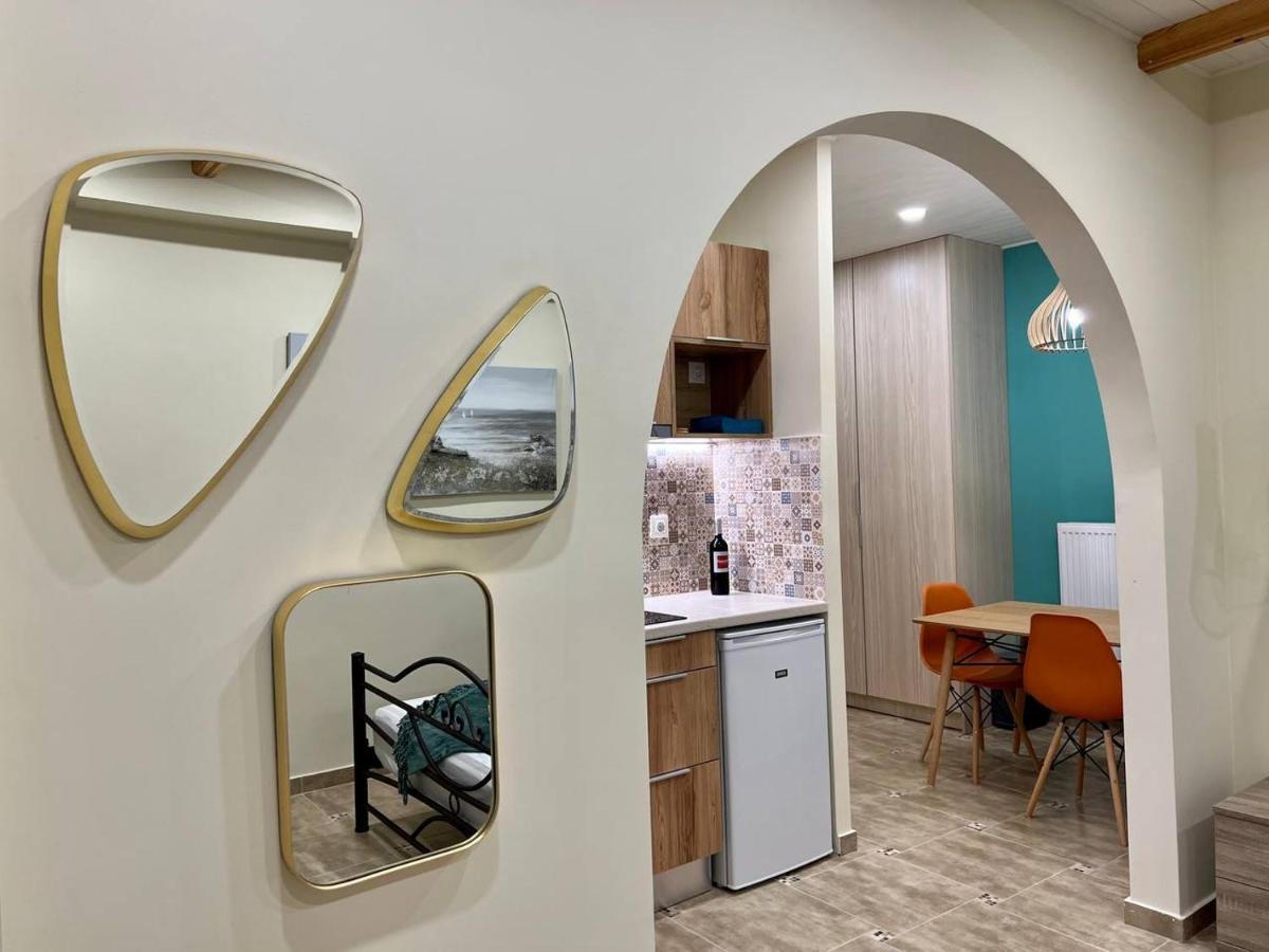 Appartamento Cute Corner In The Centre Vipgreece Atene Esterno foto